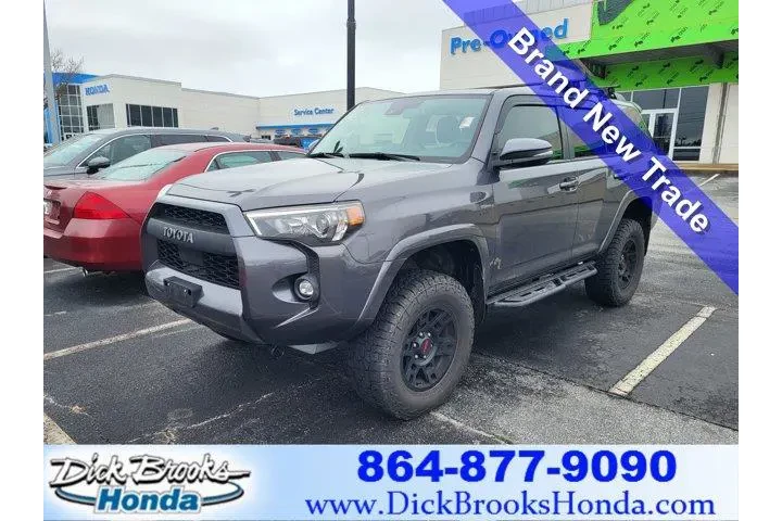 $39832 : Toyota 4Runner 2022 4x4 SR5 image 1