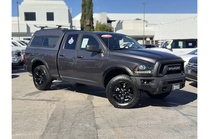 $27995 : Ram 1500 Classic 2021 4x4 SL image 2