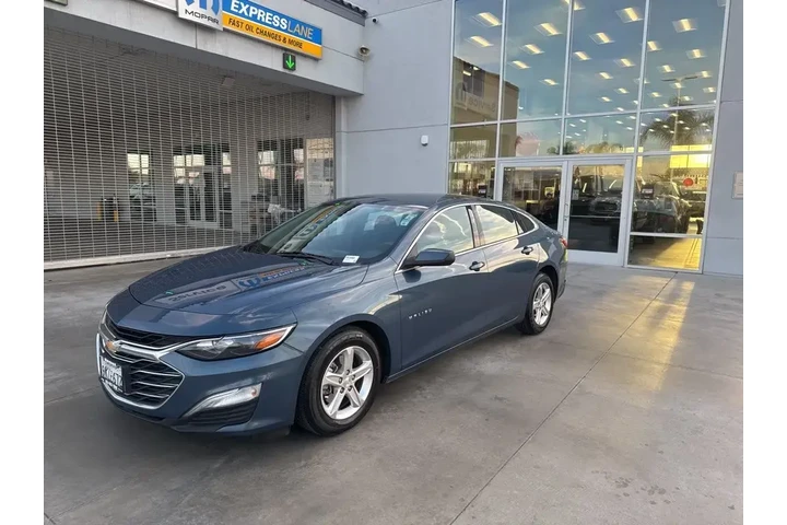 $16998 : Chevrolet Malibu 2024 LS Fle image 4