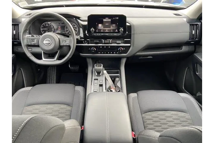 $33050 : Nissan Pathfinder 2025 SV 4d image 10