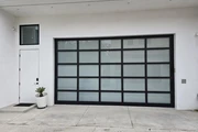 3 Car Full Glass view garage en Orange County