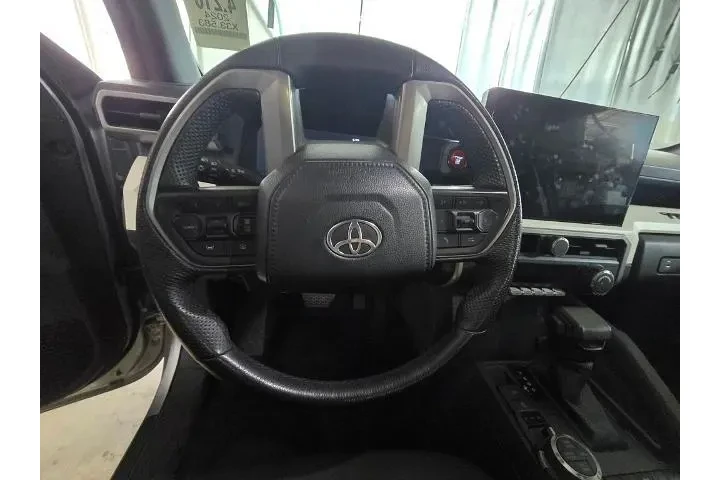 $38600 : Toyota Tacoma 2024 4x4 SR5 4 image 10