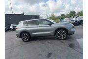 $24980 : Mitsubishi Outlander 2024 AW thumbnail