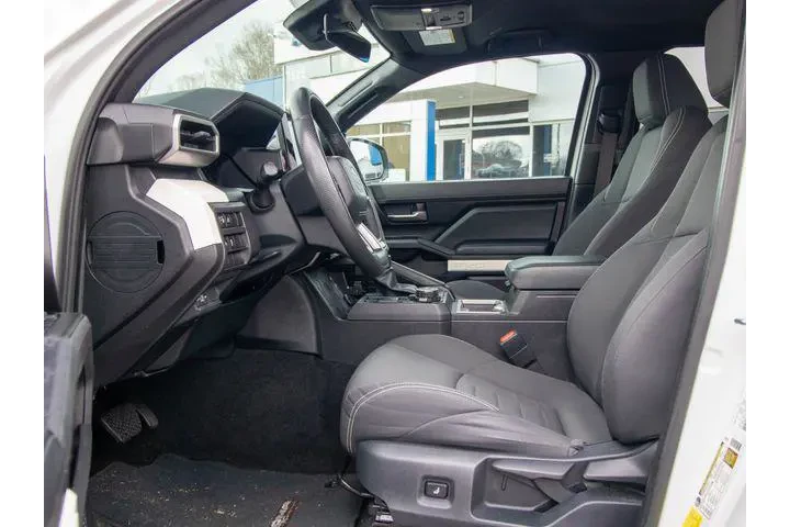 $37965 : Toyota Tacoma 2024 4x4 TRD O image 7