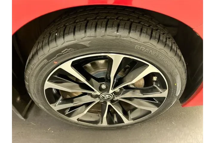 $15561 : Toyota Corolla 2017 L 4dr Se image 8