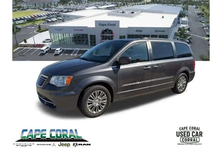 $8020 : Chrysler Town and Country 20 image 1