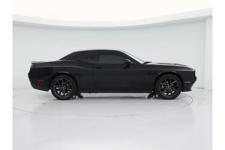 $25998 : Dodge Challenger 2022 SXT 2d image 7