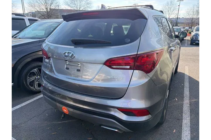 $15735 : Hyundai SANTA FE Sport 2018 image 7