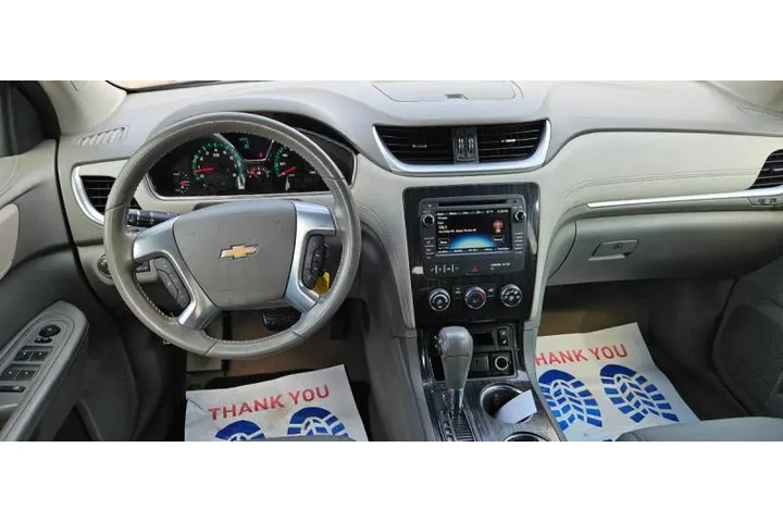 $12990 : 2016 Traverse LT image 9
