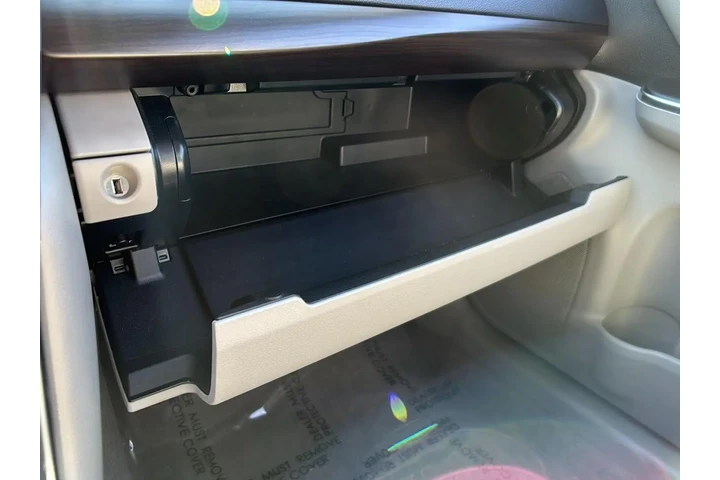 $16893 : Silver Certified 2017 Camry X image 6