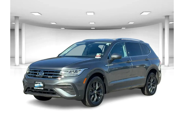 $19990 : Volkswagen Tiguan 2024 Wolfs image 2