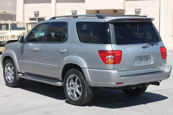 2003 Sequoia Limited image 5