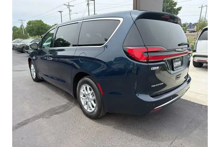 $24333 : Chrysler Pacifica 2023 Touri image 5