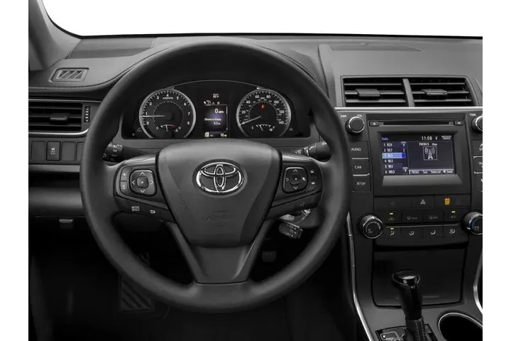 $12794 : Toyota Camry 2016 XLE 4dr Se image 7