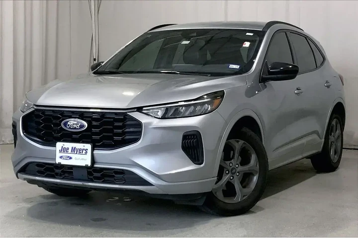 $19591 : Ford Escape 2024 ST-Line 4dr image 2