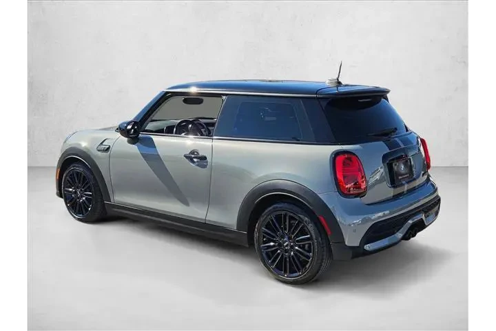 $24495 : MINI Hardtop 2 Door 2023 Coo image 8