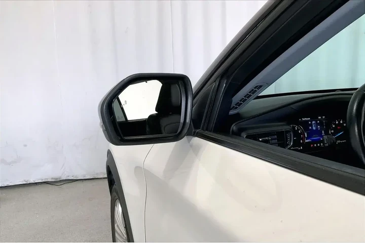 $29186 : Ford Explorer 2022 Limited 4 image 10