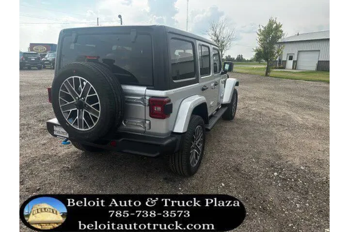 $39187 : Jeep Wrangler 2023 4x4 High image 5