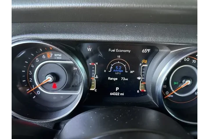 $28450 : Jeep Gladiator 2022 4x4 Over image 9