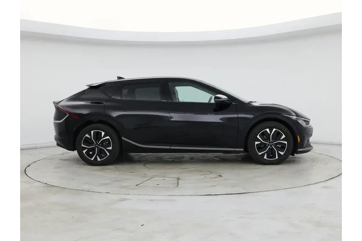 $29998 : Kia EV6 2023 AWD Wind 4dr Cr image 7