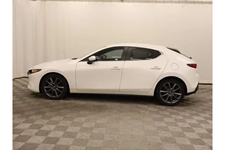 $15982 : Mazda Mazda3 Hatchback 2022 image 2