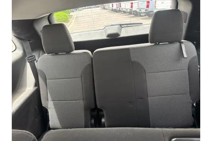 $19000 : Chevrolet Traverse 2021 LS 4 image 7