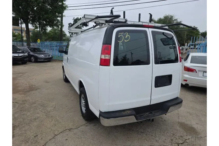 $13000 : 2014 Express 2500 image 9