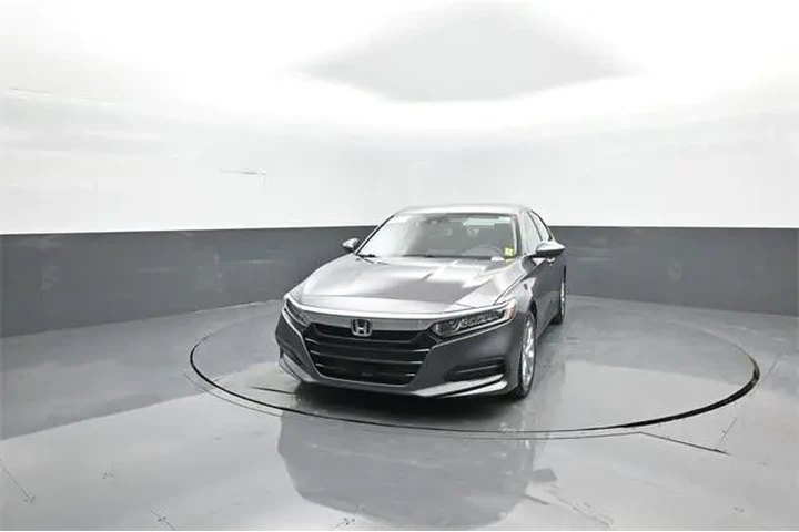 $19984 : Honda Accord 2020 LX 4dr Sed image 3