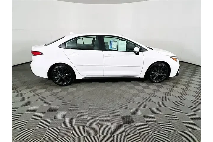 $25900 : Toyota Corolla 2025 SE 4dr S image 8