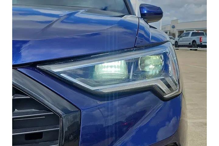 $25100 : Audi Q3 2021 AWD quattro S l image 9