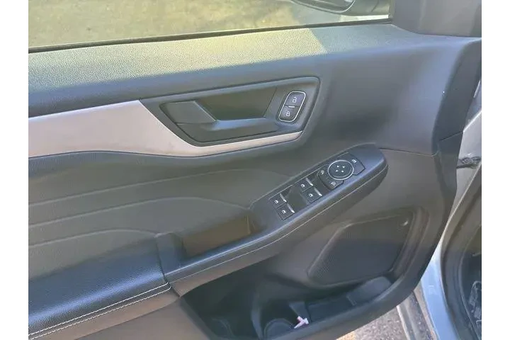 $20000 : Ford Escape 2022 AWD S 4dr S image 9