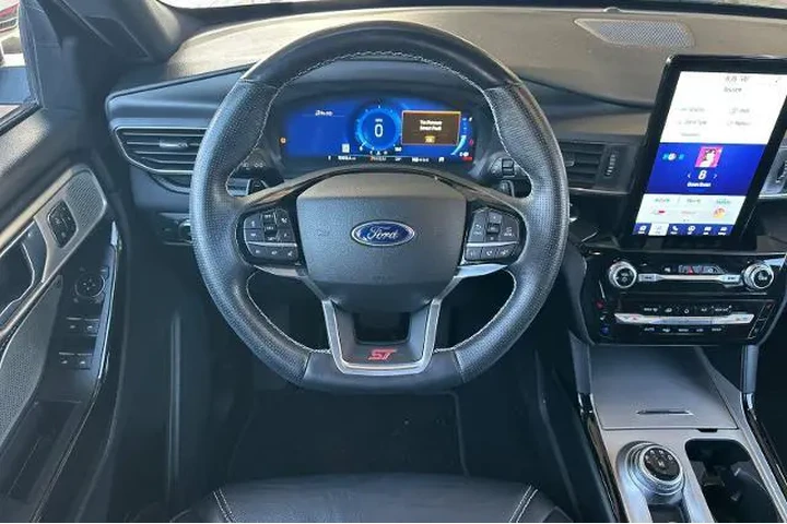 $34249 : Ford Explorer 2021 AWD ST 4d image 10