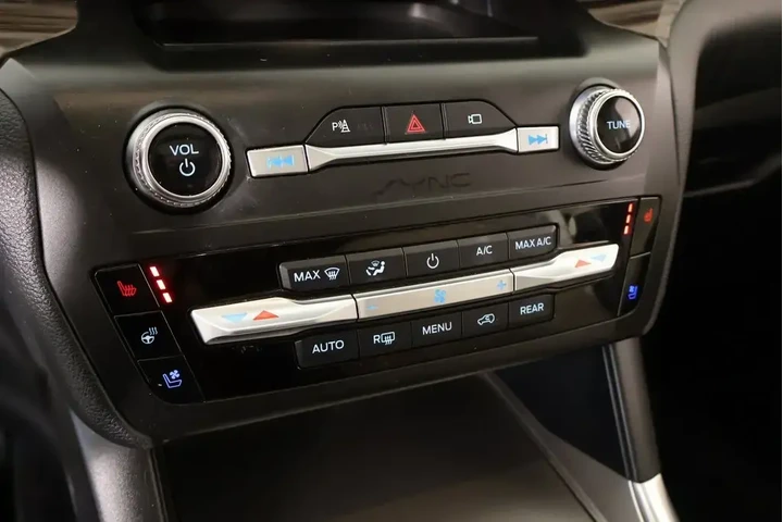 $22489 : Ford Explorer 2020 AWD Limit image 7