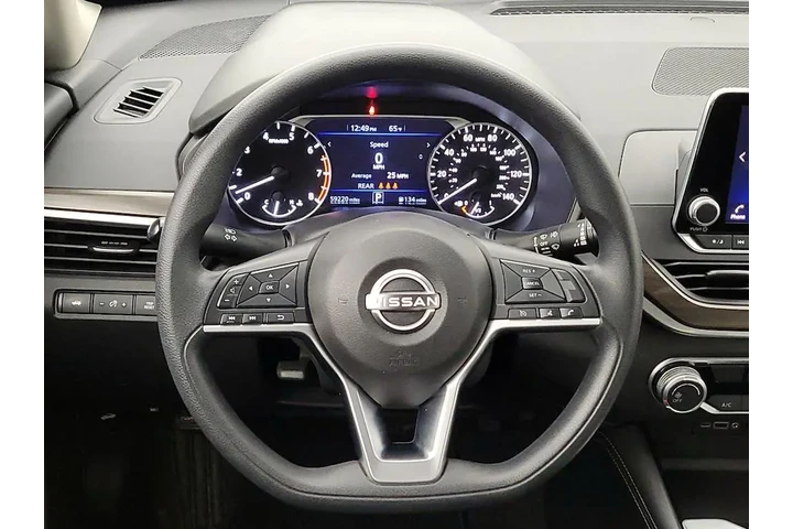 $17998 : Nissan Altima 2023 2.5 SV 4d image 10
