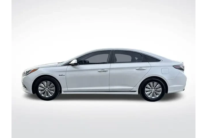 $9431 : Pre-Owned 2016 Sonata Hybrid image 9