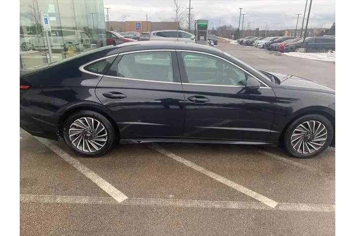 $24989 : Hyundai SONATA Hybrid 2025 S image 6