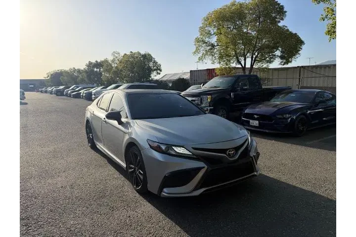 $21800 : Toyota Camry 2021 XSE 4dr Se image 2