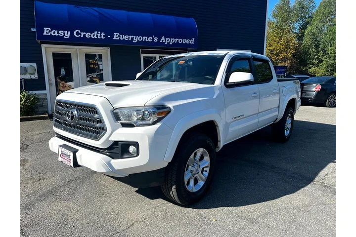 $27900 : Toyota Tacoma 2017 4x4 TRD S image 2