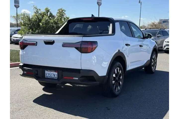 $28888 : Hyundai SANTA CRUZ 2025 SE 4 image 7