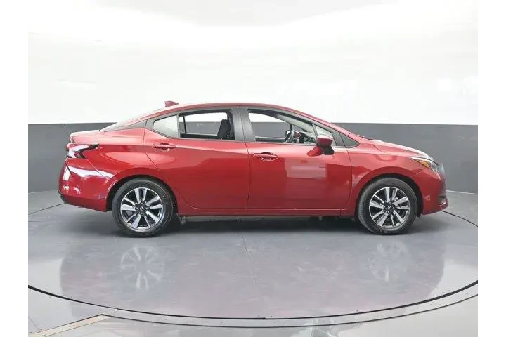 $15694 : Nissan Versa 2025 SV 4dr Sed image 7