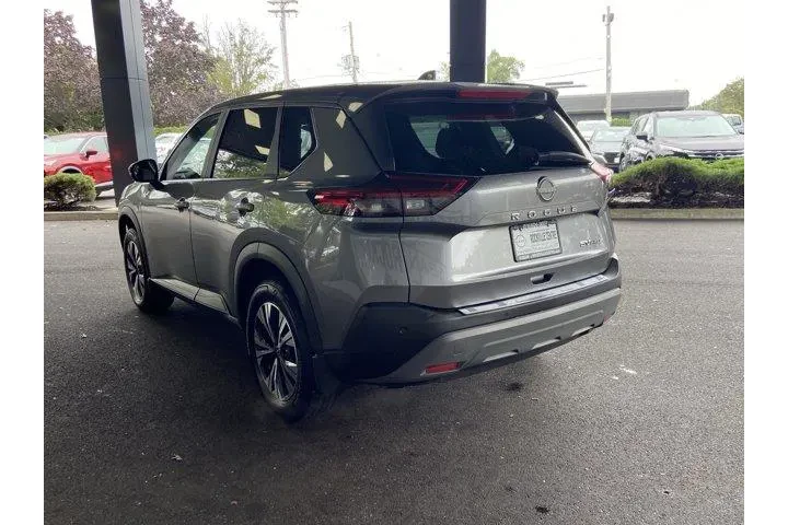 Nissan Rogue 2023 AWD SV 4dr image 7