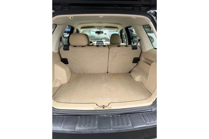 2009 Escape Limited image 7