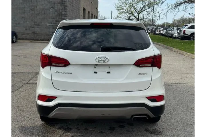 $11366 : Hyundai SANTA FE Sport 2017 image 4