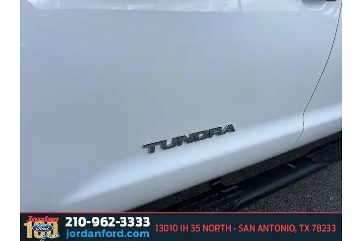 $16918 : Toyota Tundra 2012 4x4 Grade image 5