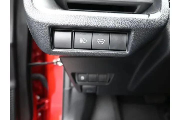 $26094 : Toyota Prius 2024 LE 4dr Hat image 9