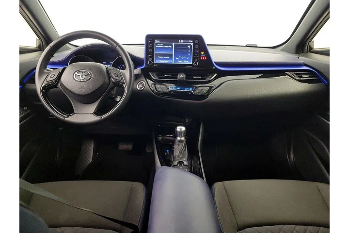 $19998 : Toyota C-HR 2020 XLE 4dr Cro image 9