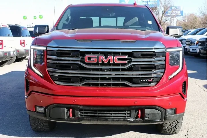 $37995 : GMC Sierra 1500 2022 4x4 AT4 image 3