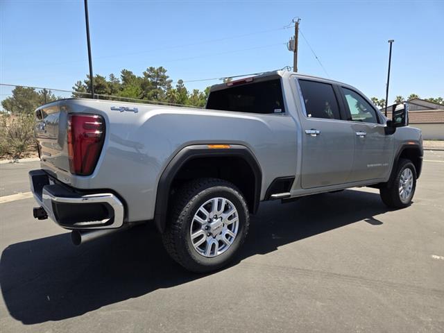 $75663 : New 2024 Sierra 2500 HD SLT image 6