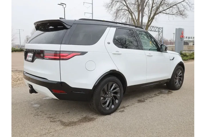 $29990 : Land Rover Discovery 2022 AW image 10