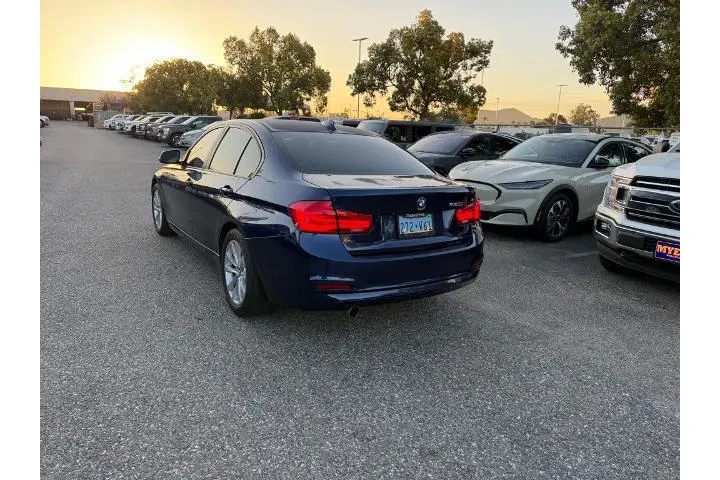 $15200 : BMW 3 Series 2017 320i 4dr S image 4